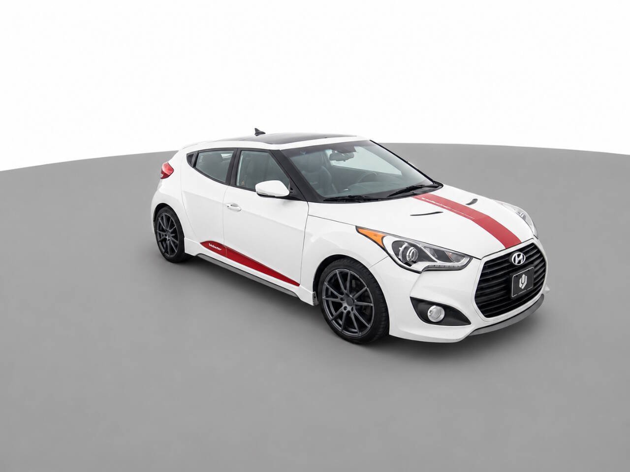 Used 2015 Hyundai Veloster Turbo w/ Option Group 04 FWD image 3