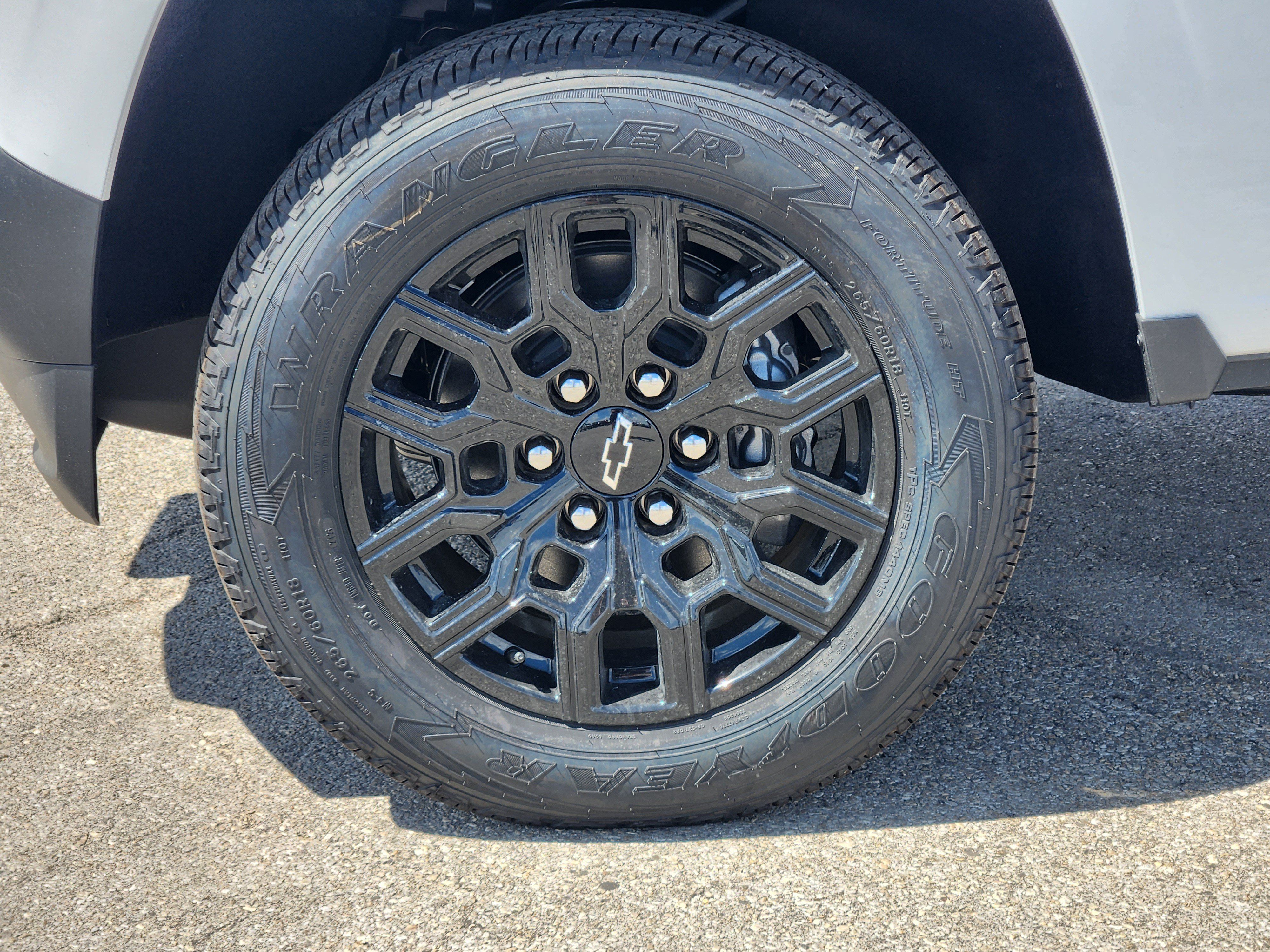 New 2026 Chevrolet Colorado W/T w/ WT Custom Package RWD image 27
