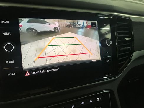 Used 2023 Volkswagen Atlas SE w/ Panoramic Sunroof Package image 20