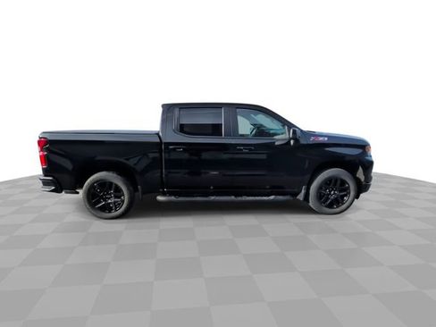 Used 2023 Chevrolet Silverado 1500 RST w/ Z71 Off-Road Package image 9