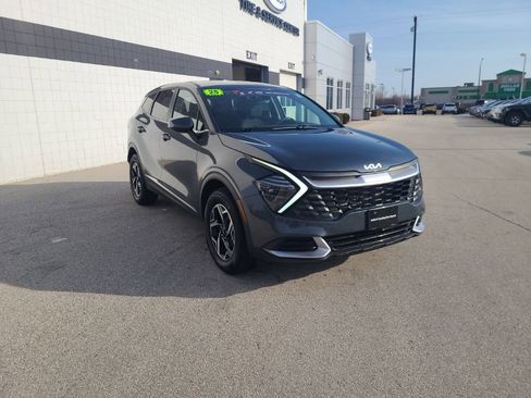 Certified 2025 Kia Sportage LX image 8