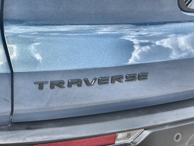Certified 2024 Chevrolet Traverse LS w/ Midnight/Sport Edition FWD image 31