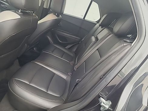 Used 2016 Chevrolet Trax LTZ w/ Midnight Edition image 17
