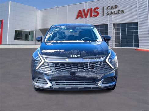 Used 2024 Kia Sportage LX image 8