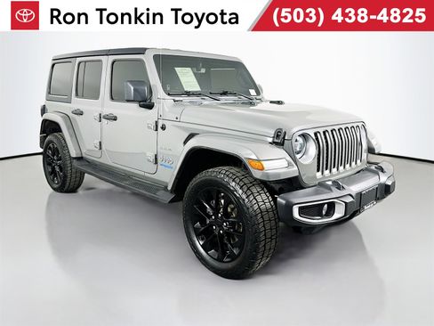 Used 2021 Jeep Wrangler Unlimited Sahara image 1