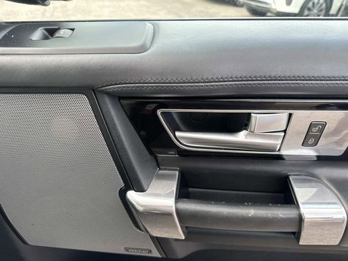 Used 2014 Land Rover LR4 HSE LUX AWD/4WD image 17