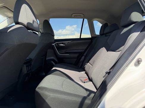 Used 2024 Toyota RAV4 XLE FWD image 29