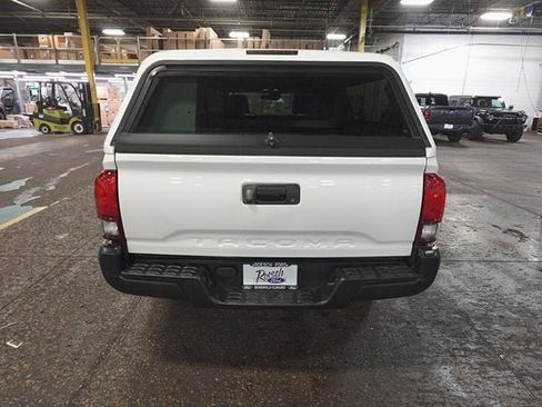 Used 2021 Toyota Tacoma SR image 4