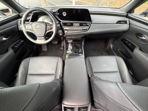 Used 2025 Lexus ES 350 w/ Premium Package FWD image 34