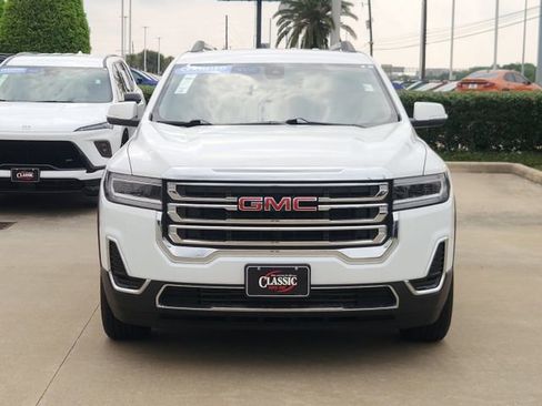 Certified 2023 GMC Acadia SLE w/ Driver Convenience Package AWD/4WD image 2