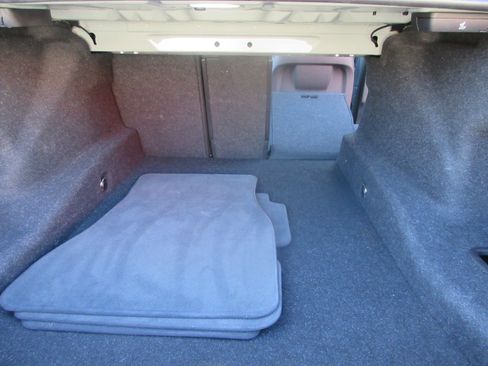 Used 2023 BMW 540i w/ M Sport Package image 36