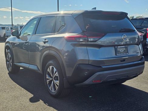Used 2021 Nissan Rogue SV AWD/4WD image 5