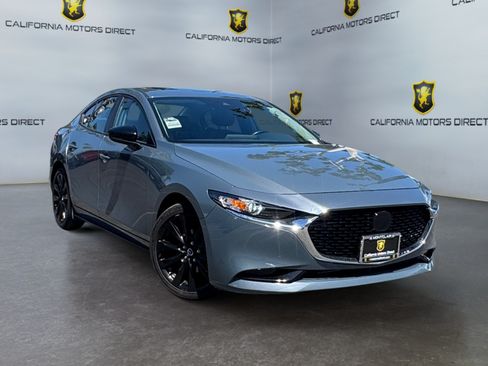 Used 2022 MAZDA MAZDA3 s FWD image 7