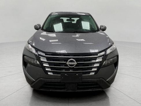 Used 2025 Nissan Rogue SV image 10