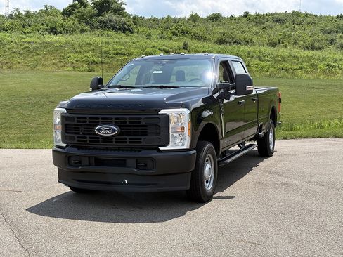 New 2026 Ford F250 XL w/ 360-Degree Camera Package AWD/4WD image 1