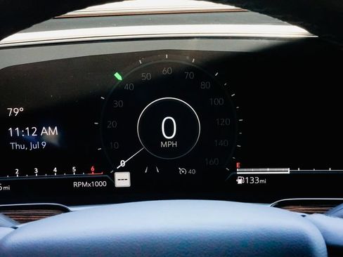 Certified 2021 Cadillac Escalade ESV Luxury RWD image 20