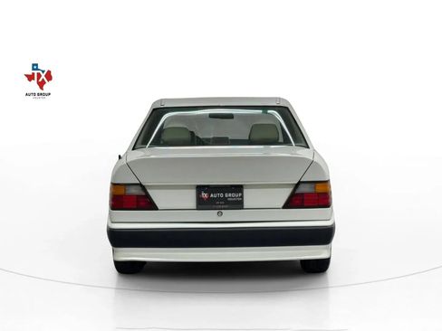 Used 1990 Mercedes-Benz 300 E 3.0 image 54