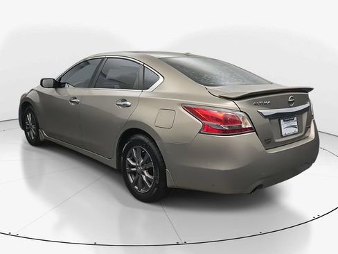 Used 2015 Nissan Altima 2.5 S w/ Special Edition Package image 7