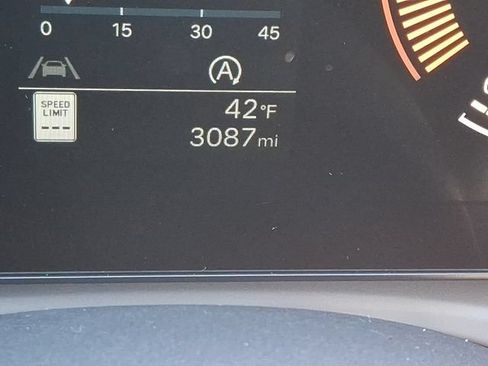 Used 2025 Hyundai Tucson SE AWD/4WD image 19