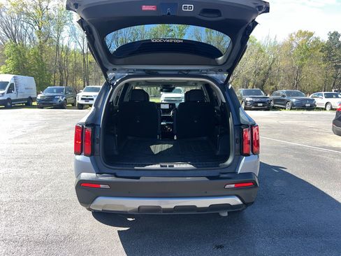 Used 2021 Kia Sorento SX Prestige image 32