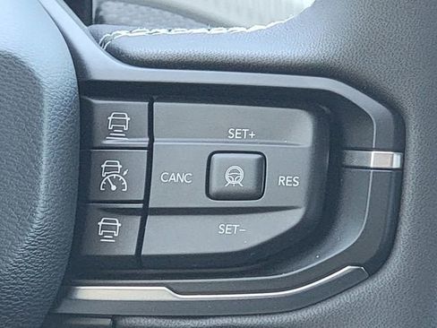 New 2026 Jeep Cherokee Limited AWD/4WD image 33