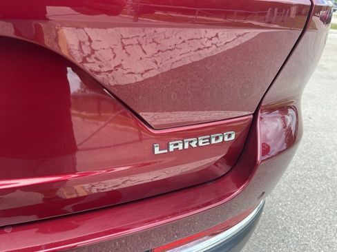 Certified 2024 Jeep Grand Cherokee Laredo X AWD/4WD image 30