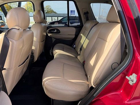 Used 2005 Chevrolet TrailBlazer LT image 17