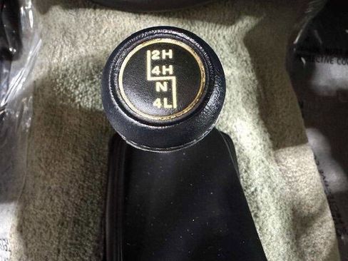 Used 1989 Jeep Wrangler Laredo image 11