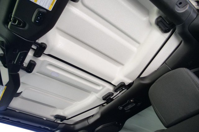 Used 2021 Jeep Wrangler Rubicon AWD/4WD image 28