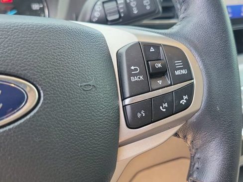 Certified 2022 Ford Explorer XLT w/ Equipment Group 202A RWD image 26