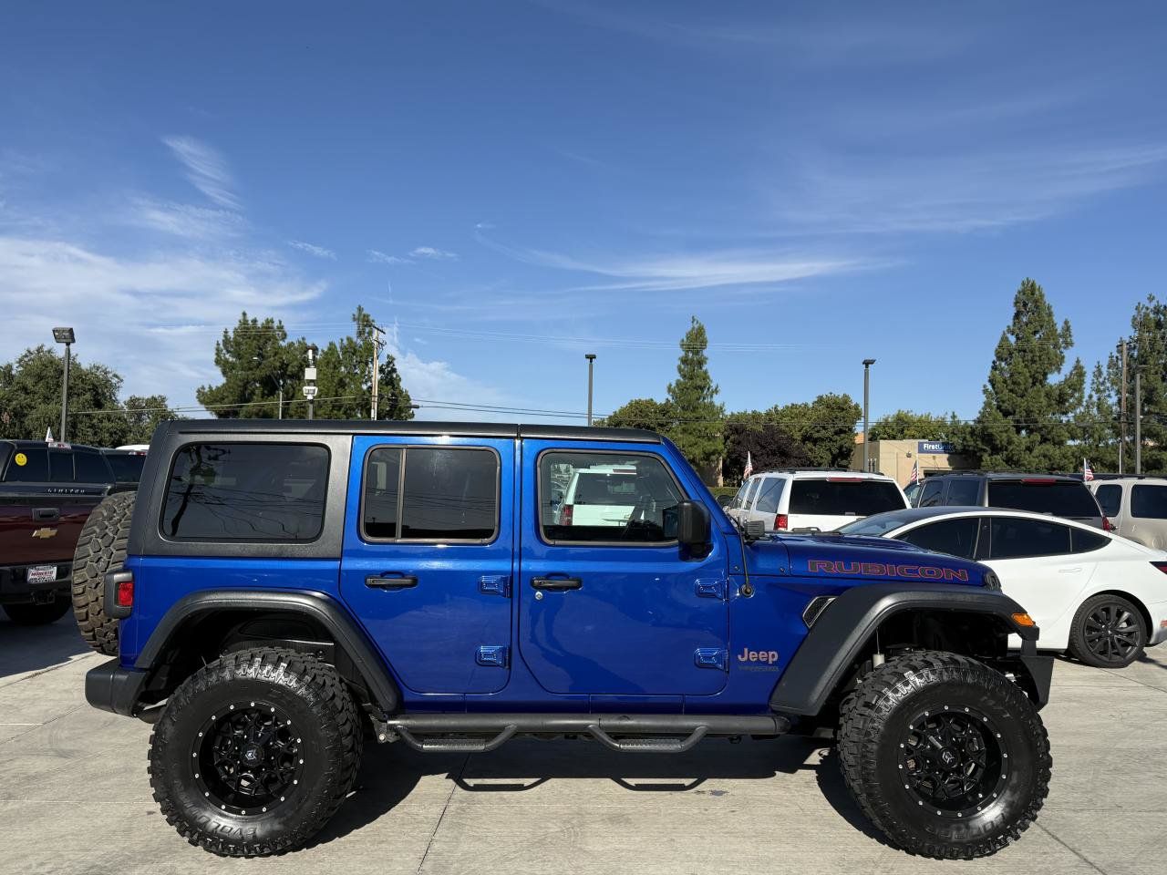 Used 2018 Jeep Wrangler Unlimited Rubicon AWD/4WD image 2