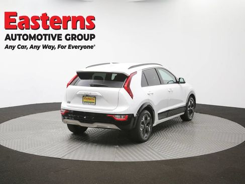 Used 2023 Kia Niro Wind w/ Wind Preserve Package FWD image 40