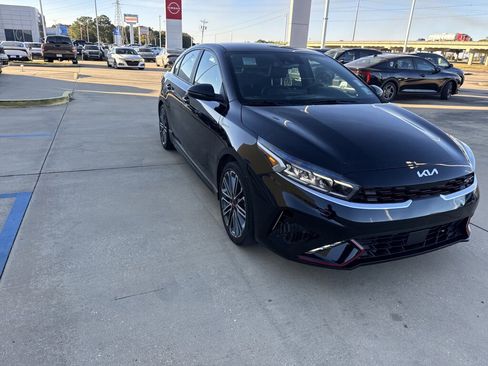 Used 2023 Kia Forte GT image 9