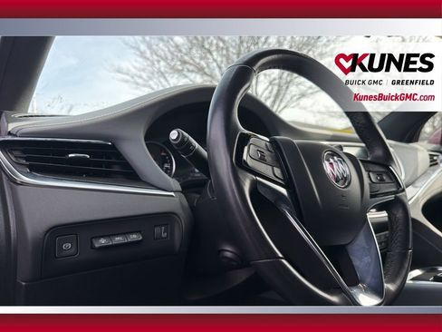 Used 2024 Buick Enclave Premium AWD/4WD image 17