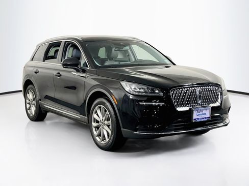 Used 2021 Lincoln Corsair AWD w/ Premium Package image 3