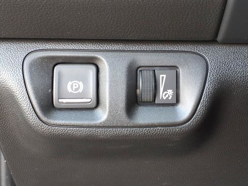 Certified 2023 GMC Acadia SLE w/ Driver Convenience Package AWD/4WD image 21