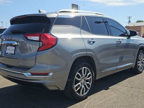 Used 2023 GMC Terrain Denali AWD/4WD image 9
