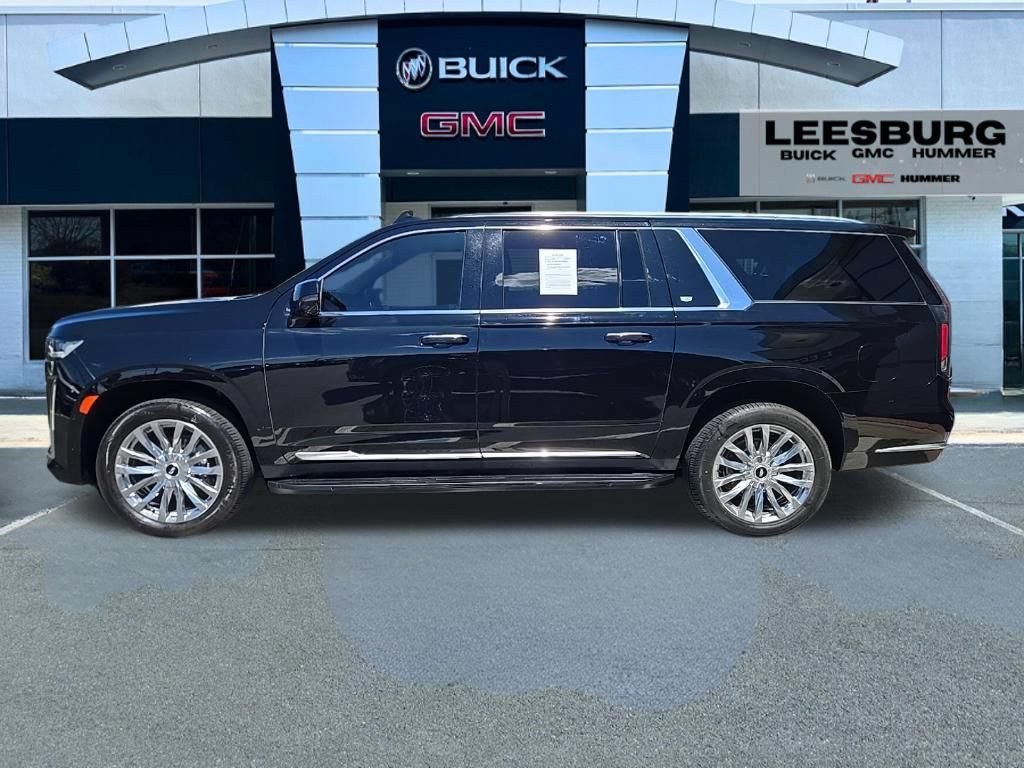 Used 2023 Cadillac Escalade ESV Premium Luxury AWD/4WD image 4