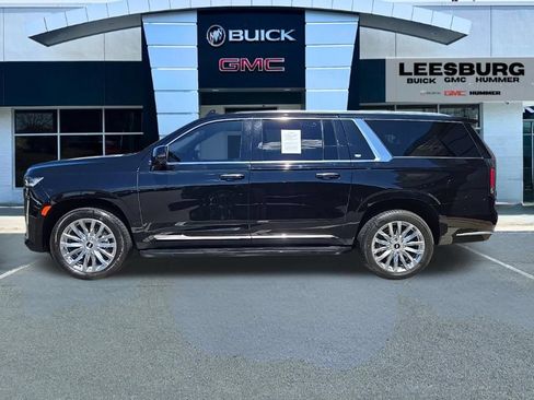 Used 2023 Cadillac Escalade ESV Premium Luxury AWD/4WD image 4