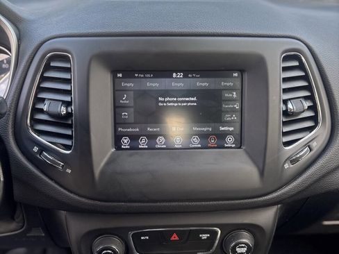 Used 2020 Jeep Compass Latitude w/ Cold Weather Group image 15