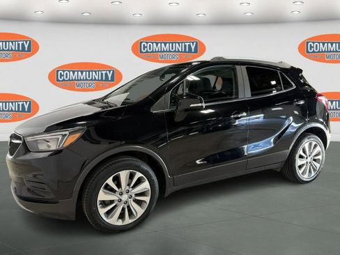 Used 2018 Buick Encore FWD image 2