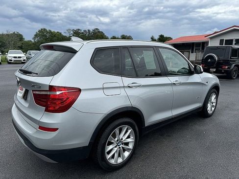Used 2017 BMW X3 sDrive28i image 6