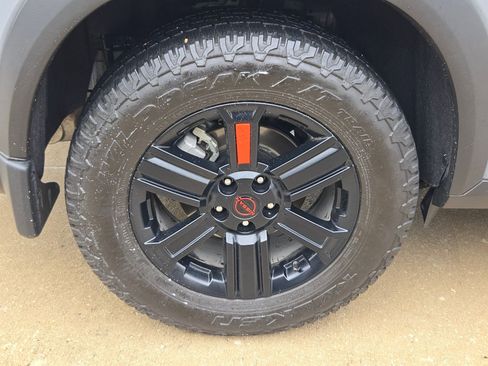 Certified 2025 Nissan Rogue SV AWD/4WD image 31