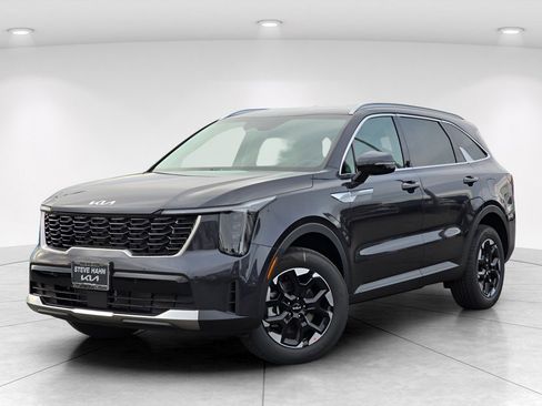 New 2026 Kia Sorento S AWD/4WD image 2