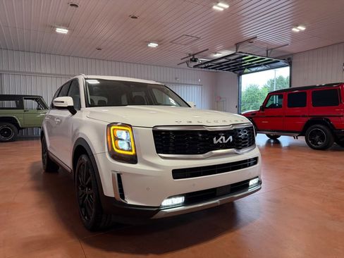 Used 2022 Kia Telluride SX w/ SX Prestige Package AWD/4WD image 8