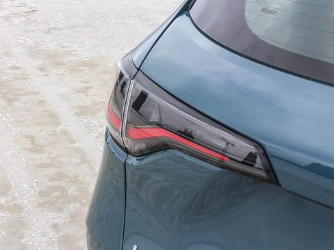 Certified 2024 Honda HR-V LX image 7