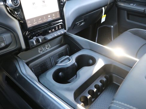 New 2025 RAM 2500 Laramie w/ Towing Technology Group image 25