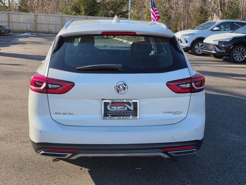 Used 2018 Buick Regal Essence w/ Driver Confidence Package #1 image 6