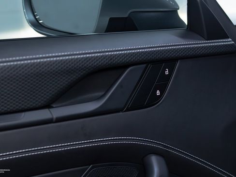 Used 2022 Porsche 911 GT3 image 21