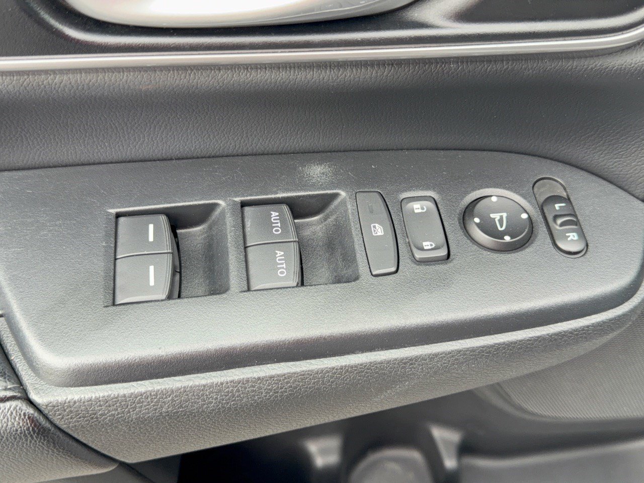 Used 2020 Honda CR-V EX-L image 15